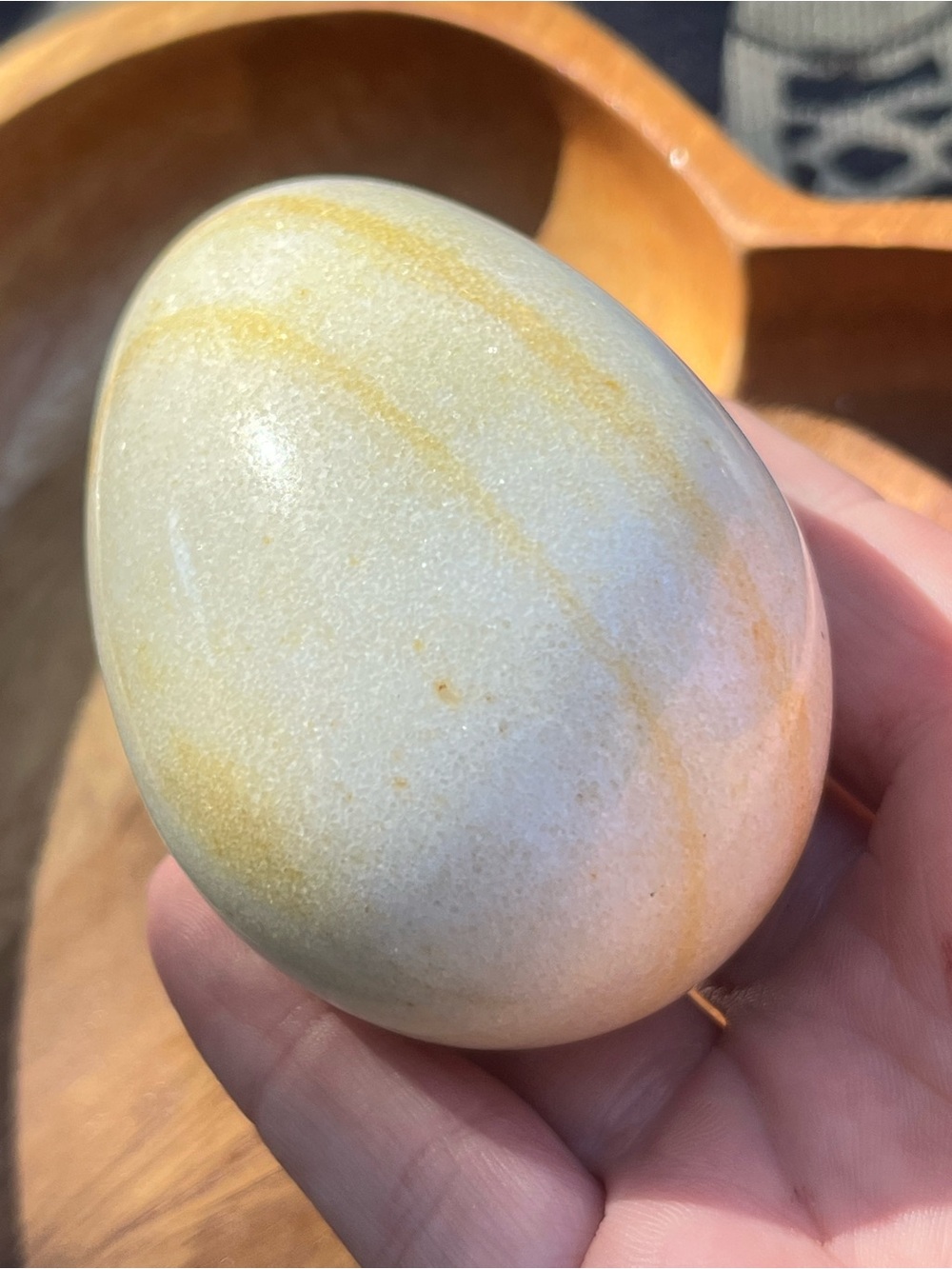 Polished Decorative Alabaster Egg in Cream and Gold